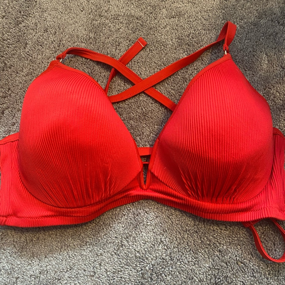 Shade and Shore Red Ribbed V Wire Bikini Top 36DD